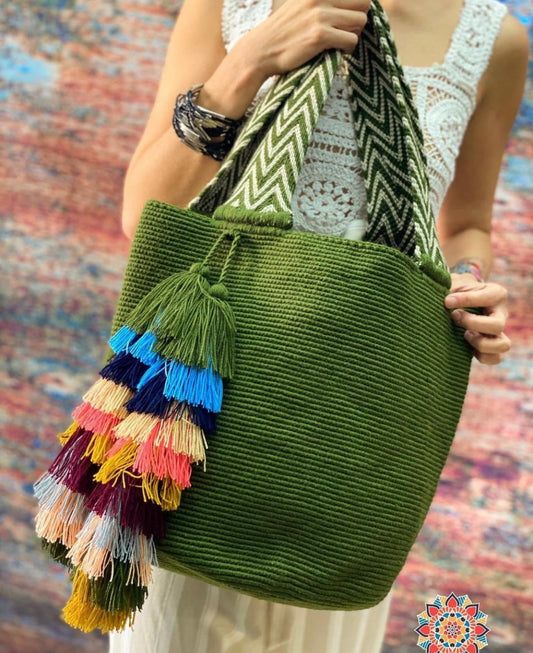 Olive shoulder bag